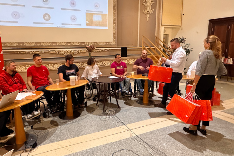 10 let VZPoury úrazů